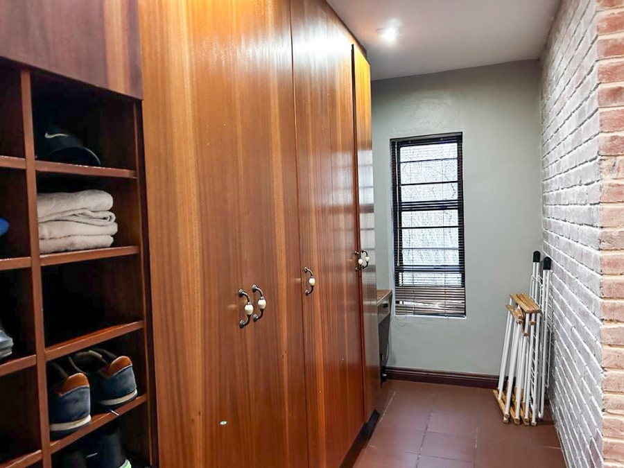 4 Bedroom Property for Sale in Potchefstroom Rural North West